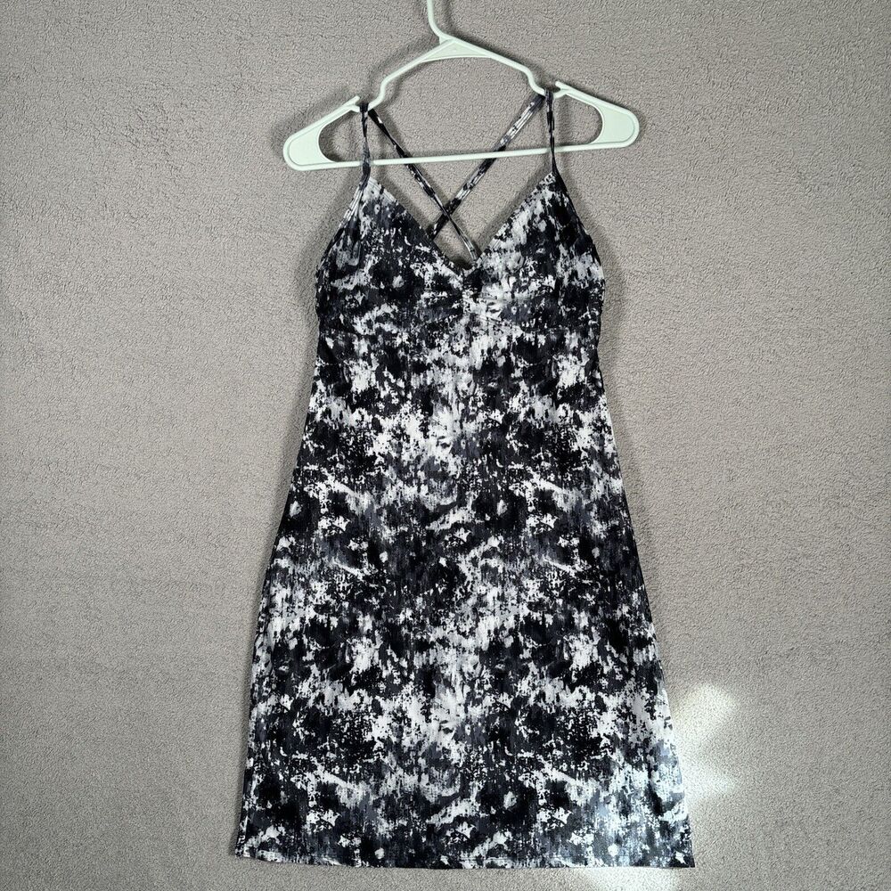 Athleta Dress Women’s Size S Zumma Swim Dress Black White Beach Coverup